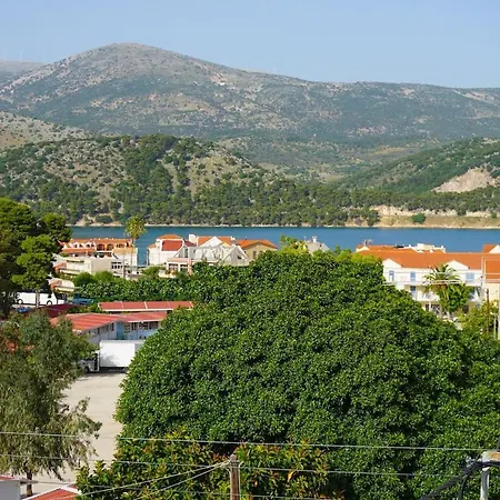 Bellis Perennis شقة *