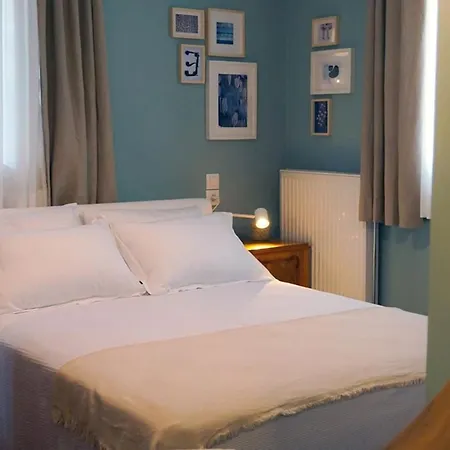 شقة Bellis Perennis *