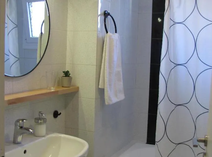 Bellis Perennis 公寓