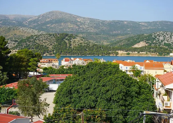 Bellis Perennis 公寓 *